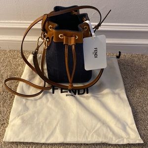 FF Mini Mon Tresor Bucket Bg